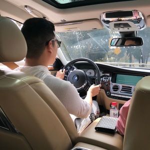 Meet your Posher, James